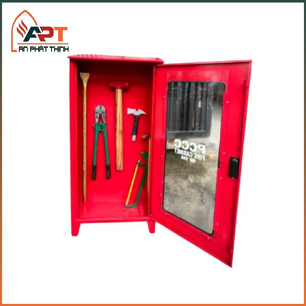 Tủ đựng dụng cụ phá dỡ trong nhà